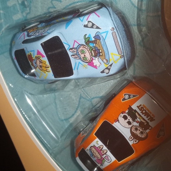 LABUBU 12-PIECE RACE CAR SET GREAT COLLECTOR'S FEES OR FOR FUN - Picture 6 of 6